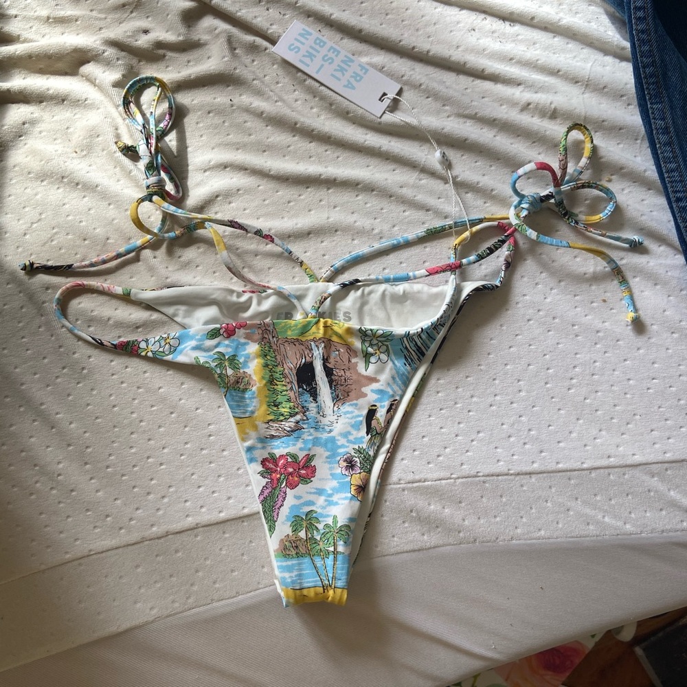 Frankie’s Aloha Halo Bottoms